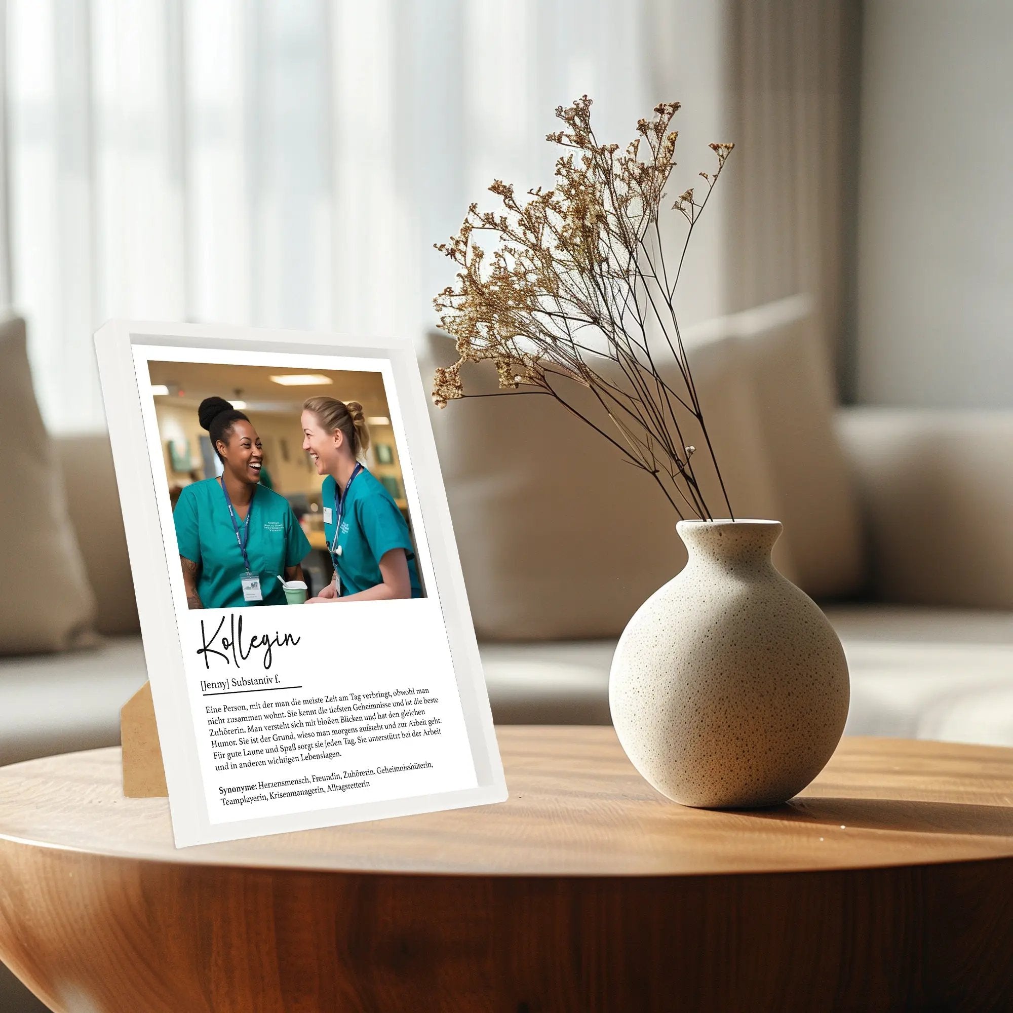 Wackadoo Poster Kollegin mit Foto und Namen Personalisiertes Geschenk inklusive Bilderrahmen aus Holz Geschenkideen