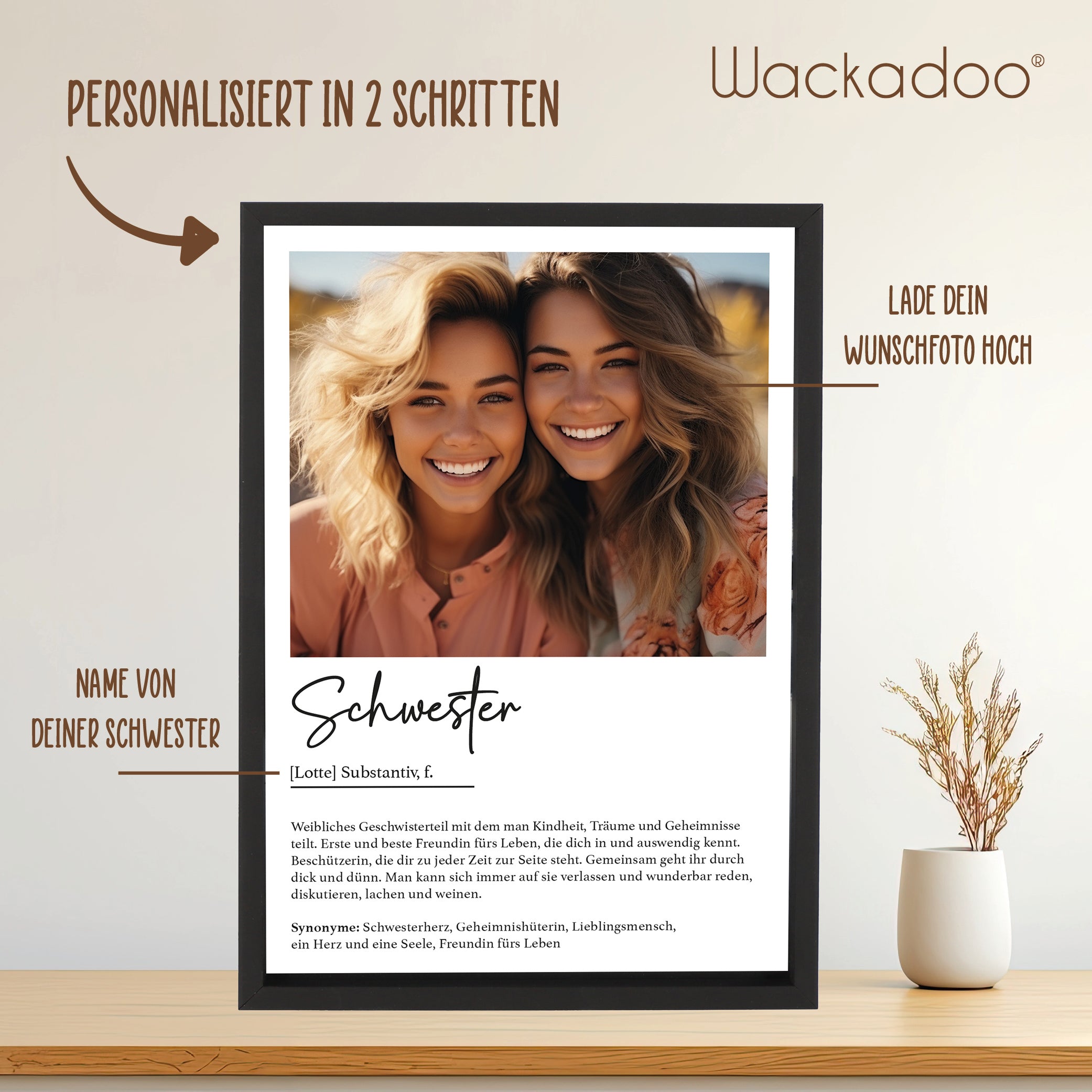 Wackadoo Poster Schwester mit Foto und Namen Personalisiertes Geschenk inklusive Bilderrahmen aus Holz